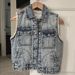 NWT Denim Sleeveless Vest size x small